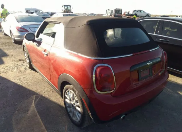 Photo 2 VIN: WMWWG5C56G3C18950 - MINI COOPER CONVERTIBLE 