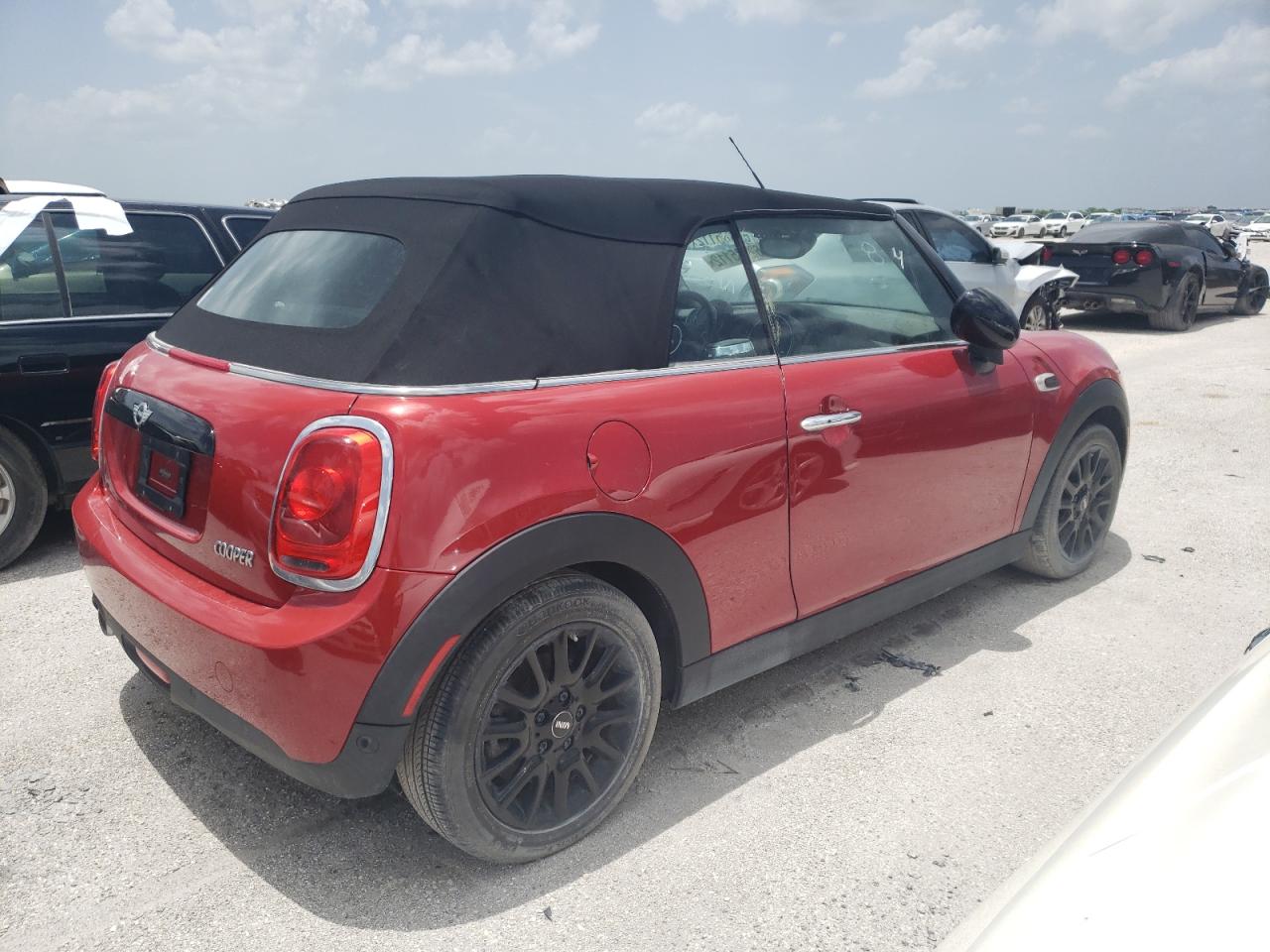 Photo 3 VIN: WMWWG5C57J3D00886 - MINI COOPER 