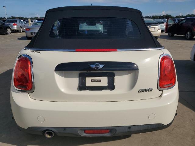 Photo 5 VIN: WMWWG5C5XJ3D00350 - MINI COOPER 