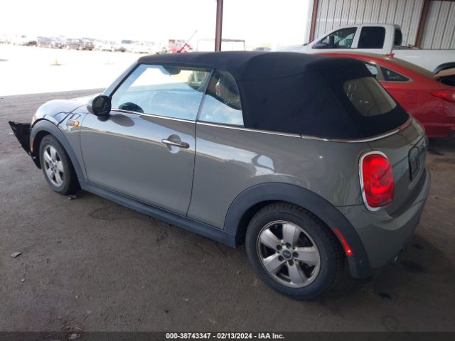 Photo 2 VIN: WMWWG5C5XK3F79672 - MINI CONVERTIBLE 