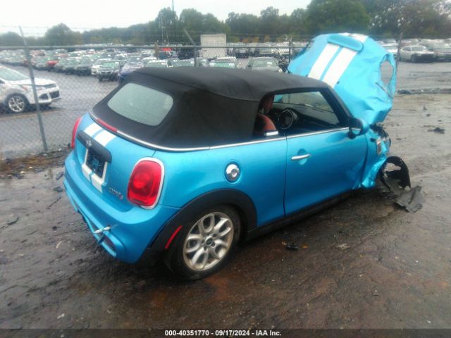 Photo 3 VIN: WMWWG9C32H3C82202 - MINI COOPER CONVERTIBLE 