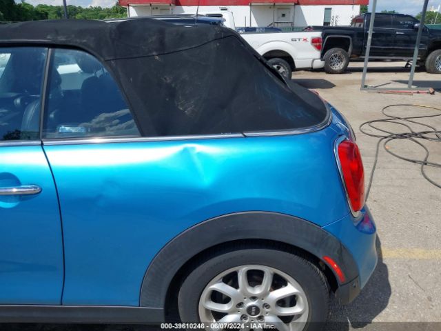 Photo 5 VIN: WMWWG9C37H3C82292 - MINI COOPER CONVERTIBLE 