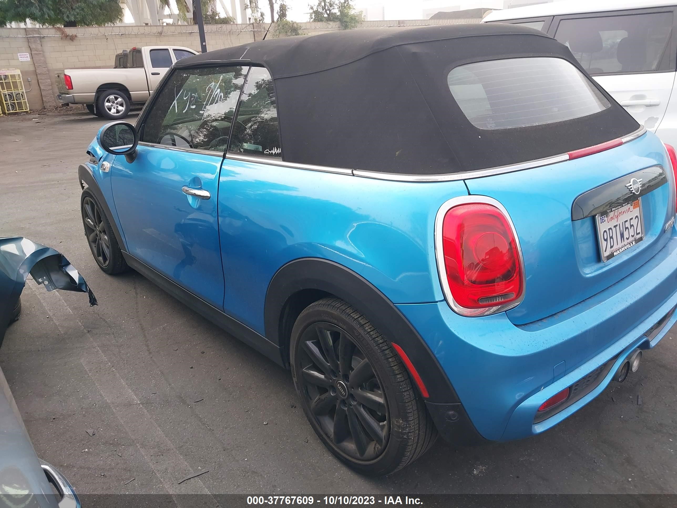 Photo 13 VIN: WMWWG9C53K3J31195 - MINI CONVERTIBLE 