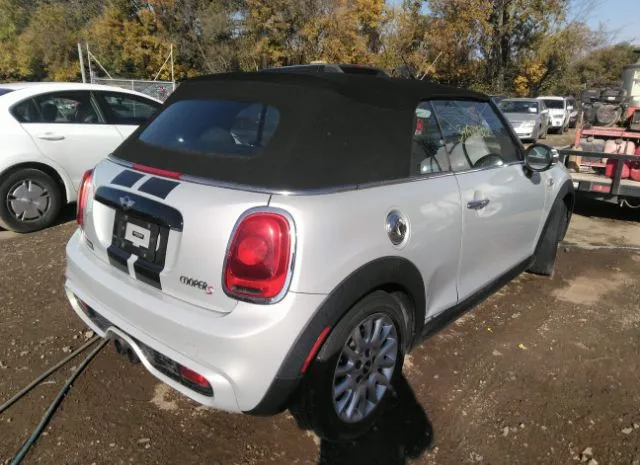 Photo 3 VIN: WMWWG9C55G3C22415 - MINI COOPER CONVERTIBLE 