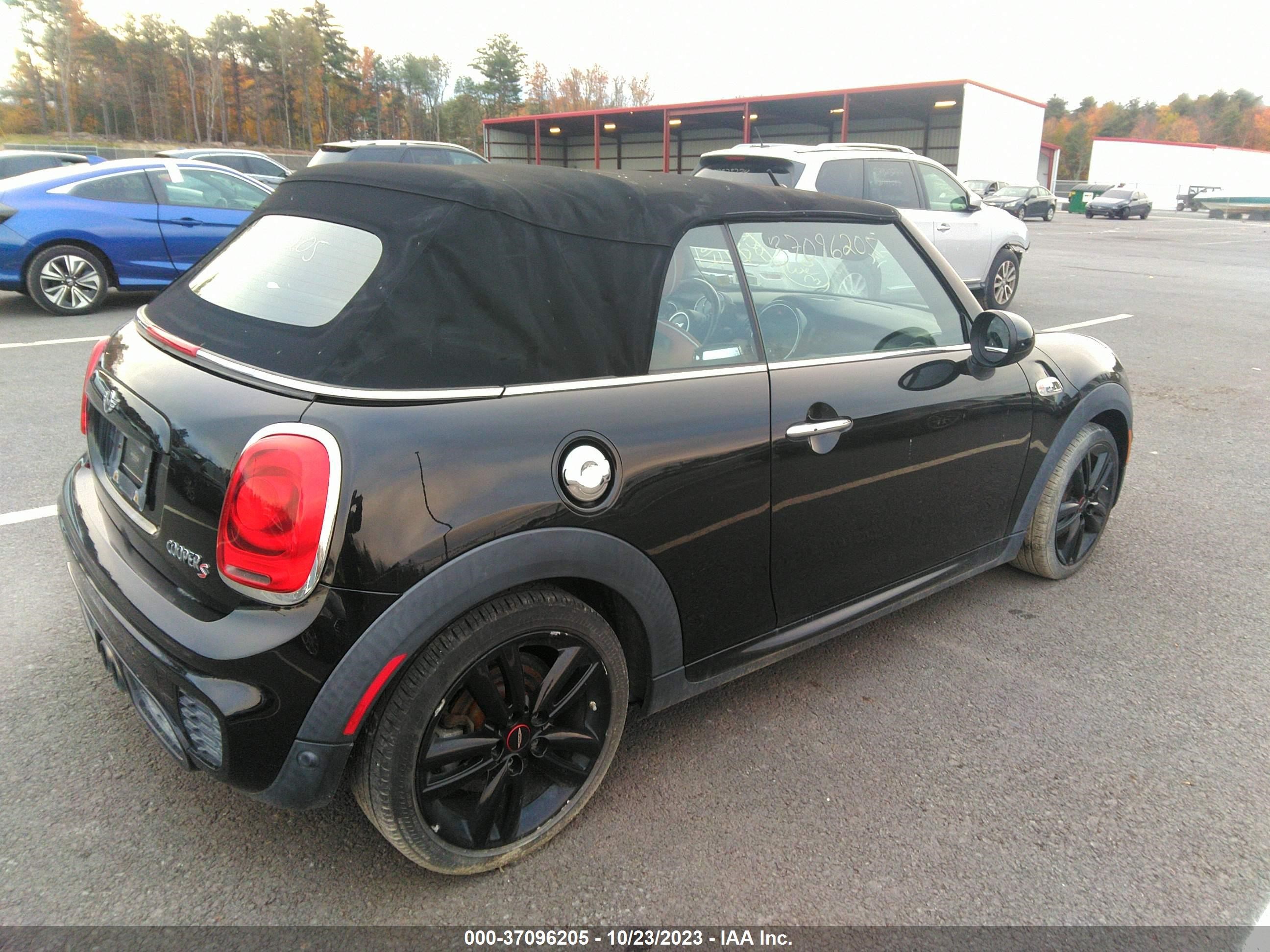 Photo 3 VIN: WMWWG9C55H3A92735 - MINI CONVERTIBLE 