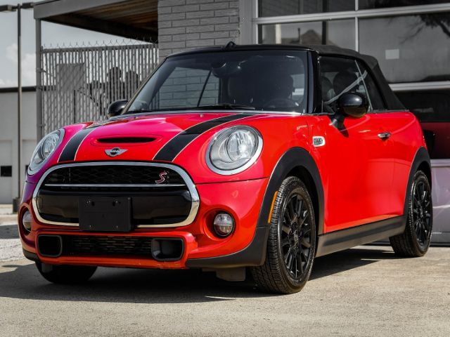 Photo 2 VIN: WMWWG9C57H3C80463 - MINI CONVERTIBLE 