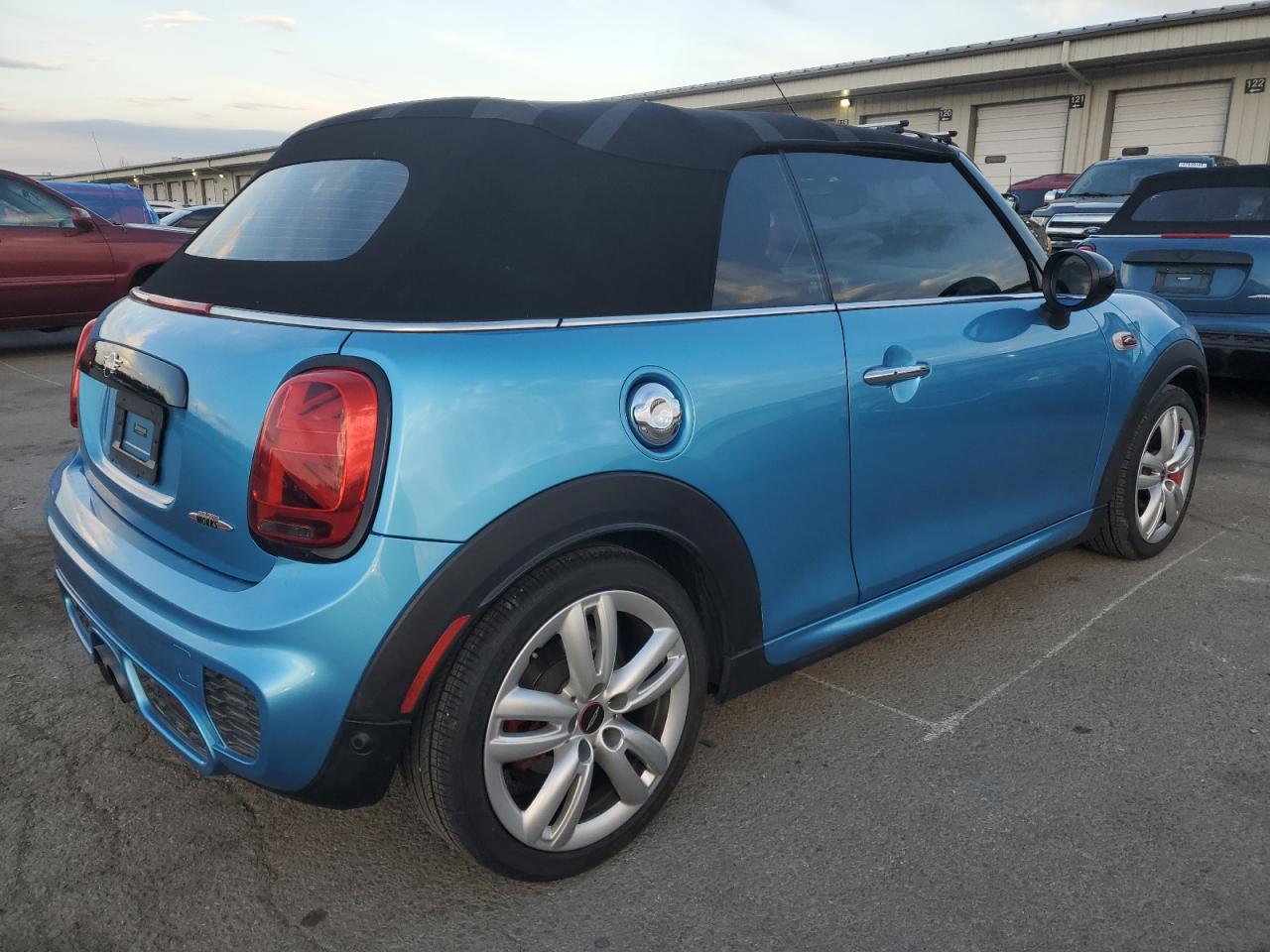 Photo 2 VIN: WMWWH9C54K3H63543 - MINI COOPER 