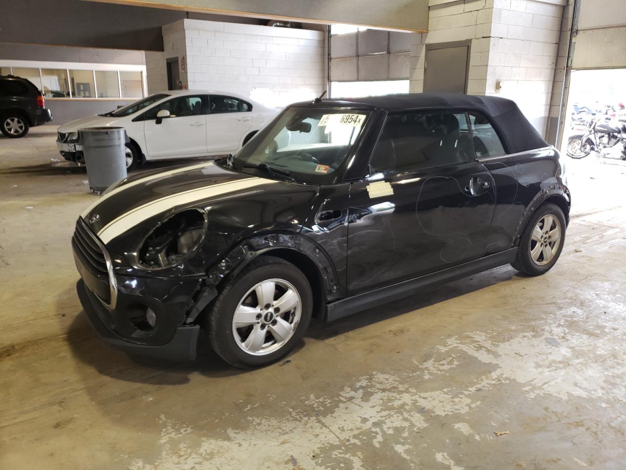 Photo 0 VIN: WMWWJ3C01L3L20920 - MINI COOPER 