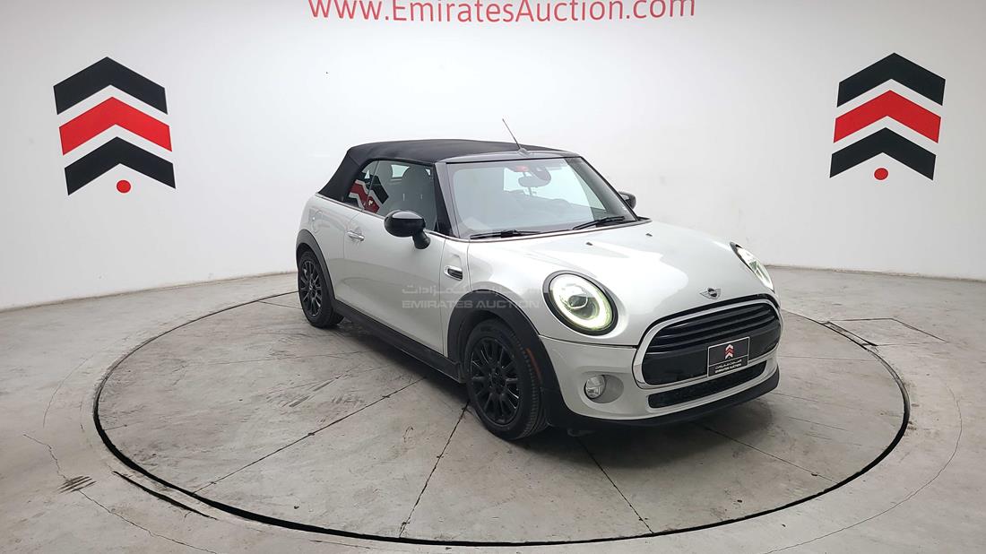 Photo 10 VIN: WMWWJ3C07L3L81186 - MINI COOPER 