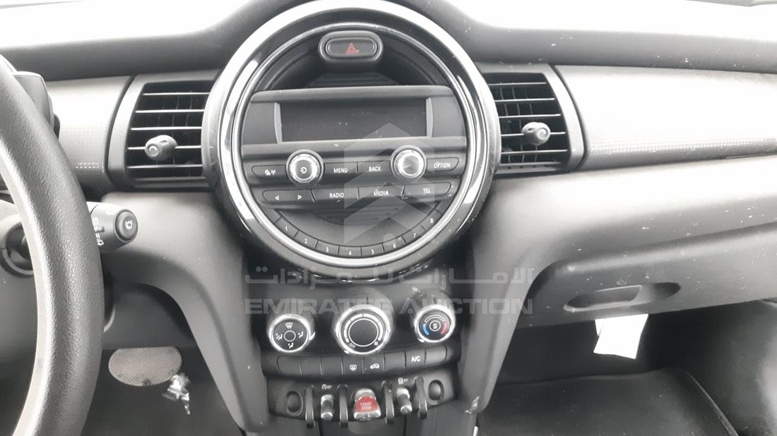 Photo 17 VIN: WMWXM5103H3C69800 - MINI COOPER 