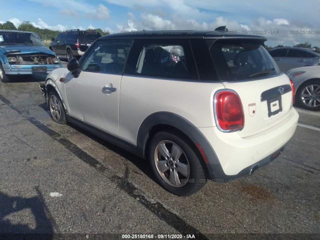 Photo 2 VIN: WMWXM5C51F3A56396 - MINI COOPER HARDTOP 