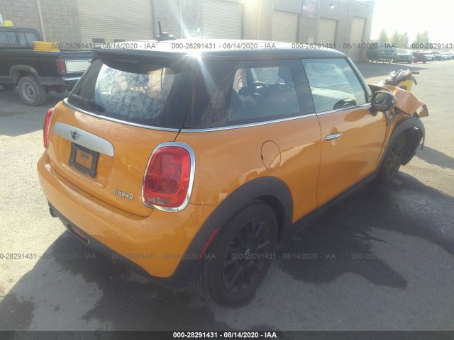 Photo 3 VIN: WMWXM5C51FT938388 - MINI HATCH 