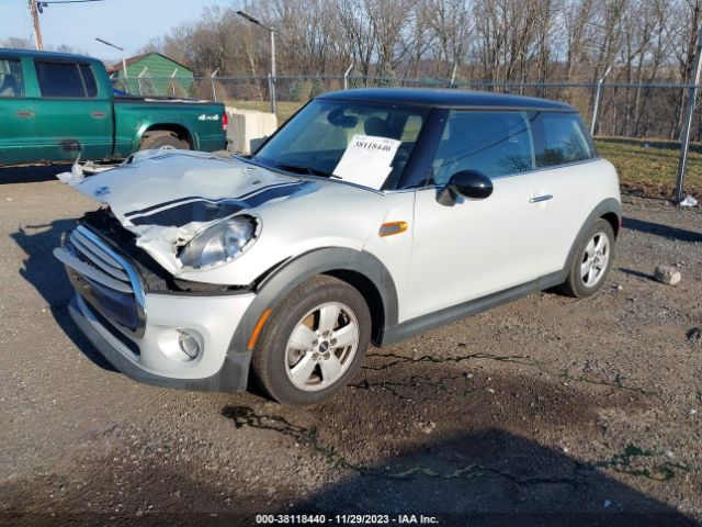 Photo 1 VIN: WMWXM5C52F3A58352 - MINI HARDTOP 