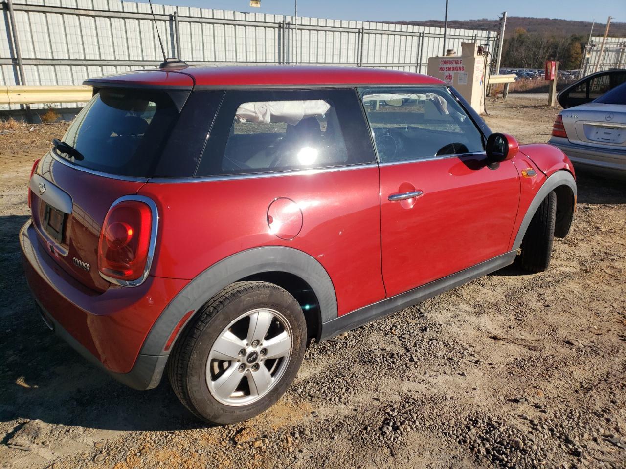 Photo 2 VIN: WMWXM5C52F3A59145 - MINI COOPER 