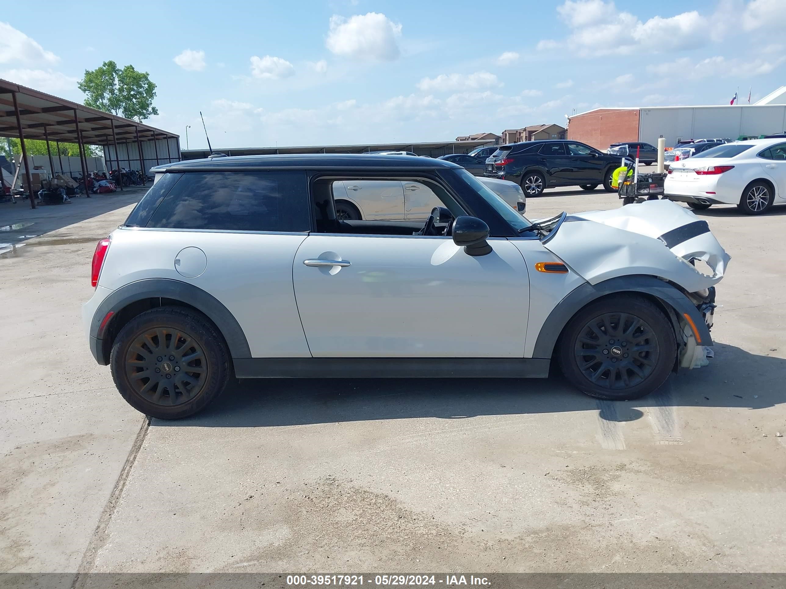 Photo 13 VIN: WMWXM5C54F3A58174 - MINI HARD TOP 