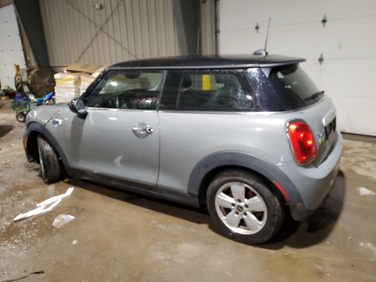 Photo 2 VIN: WMWXM5C54FT939213 - MINI COOPER 