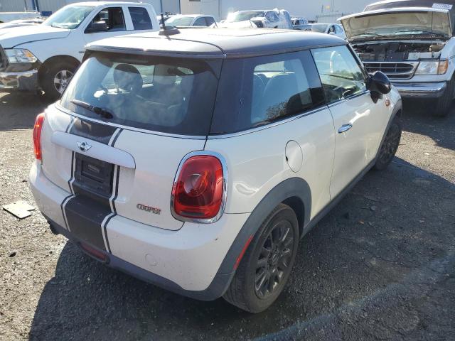 Photo 2 VIN: WMWXM5C54FT941477 - MINI COOPER 