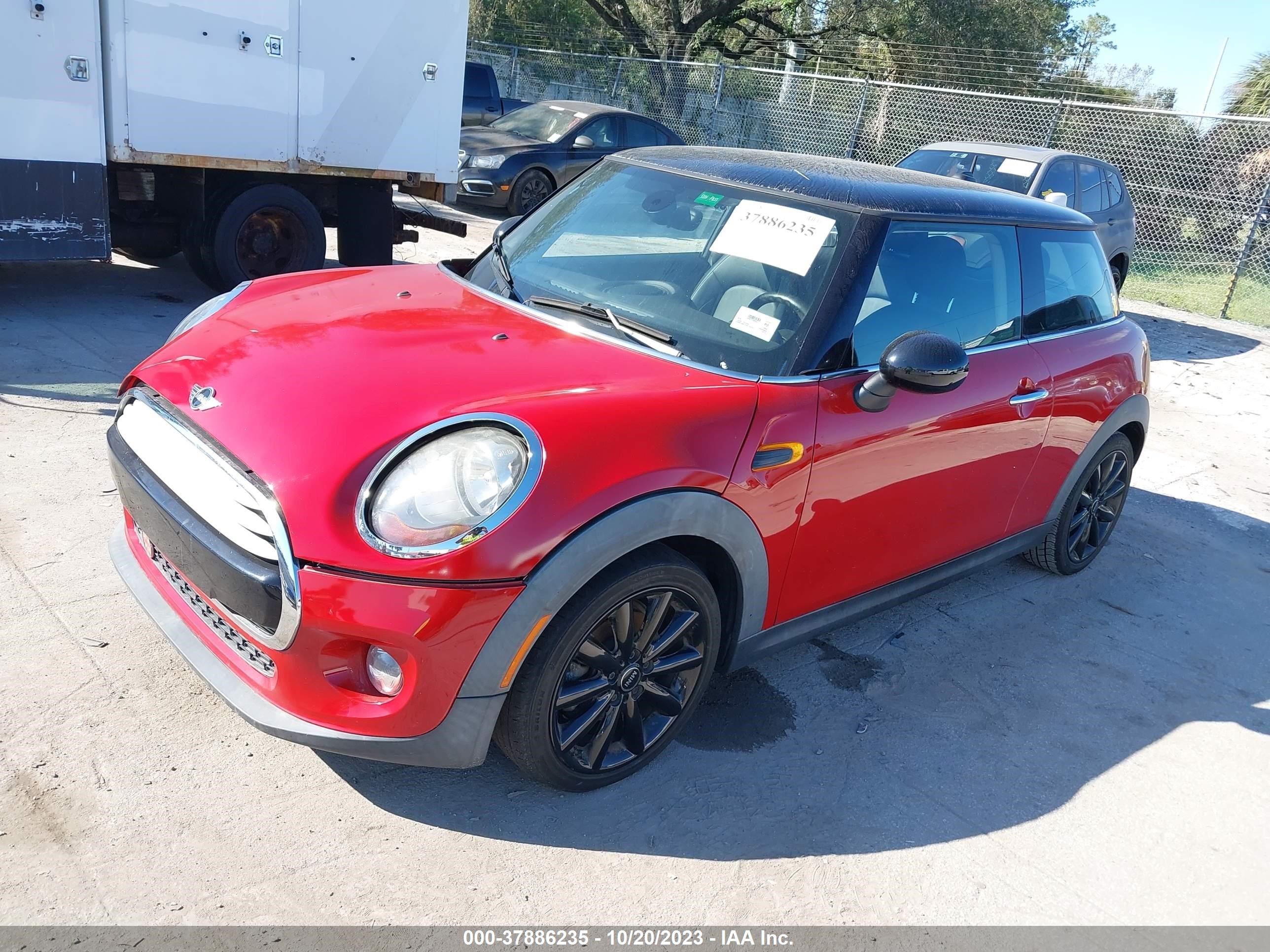 Photo 1 VIN: WMWXM5C54FT942841 - MINI HARD TOP 