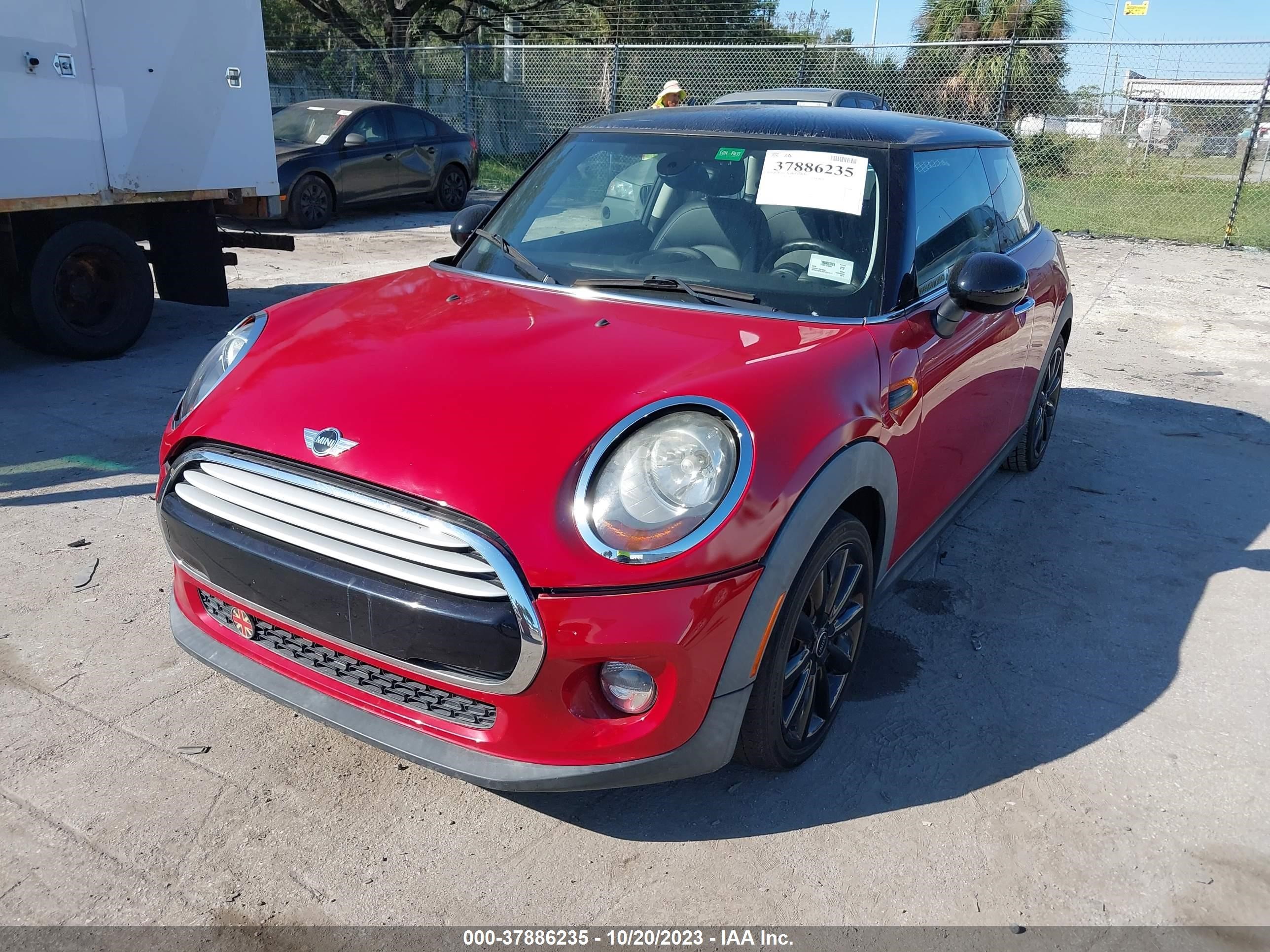 Photo 5 VIN: WMWXM5C54FT942841 - MINI HARD TOP 