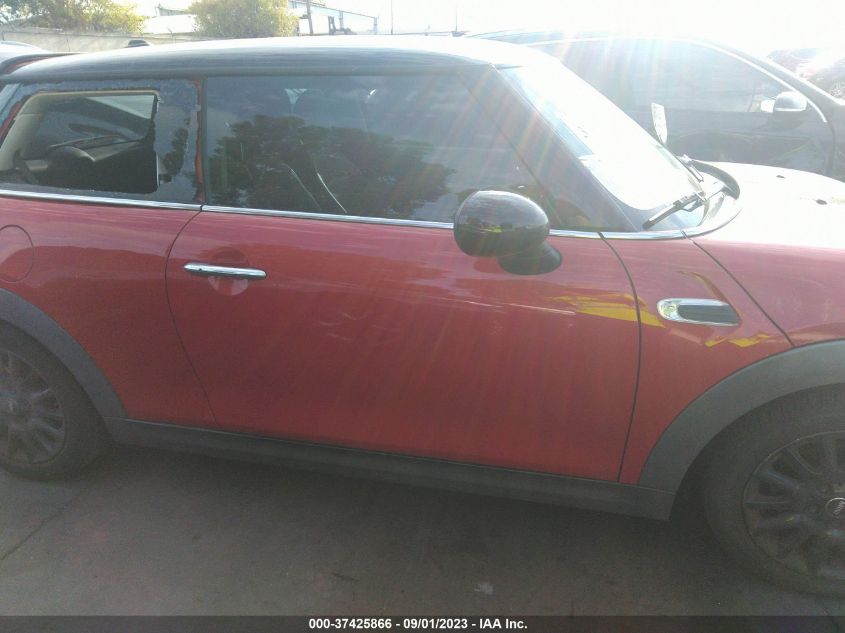 Photo 13 VIN: WMWXM5C57F3A57682 - MINI COOPER 