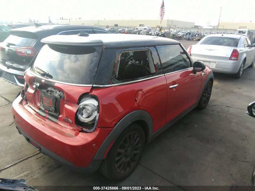 Photo 3 VIN: WMWXM5C57F3A57682 - MINI COOPER 