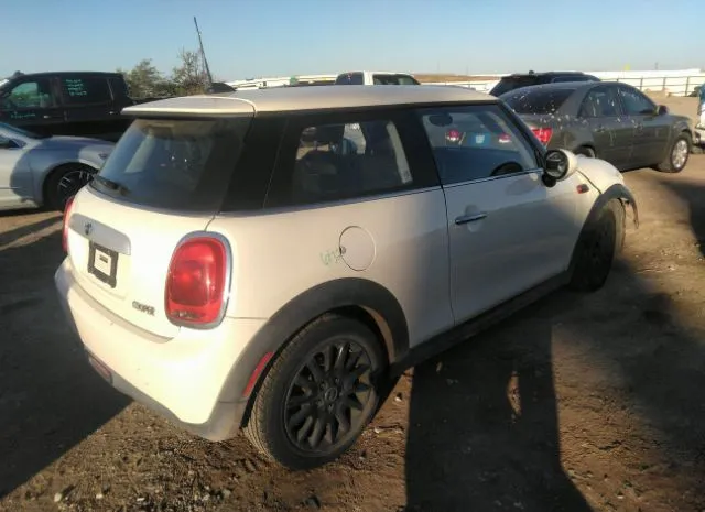 Photo 3 VIN: WMWXM5C58ET935244 - MINI COOPER HARDTOP 