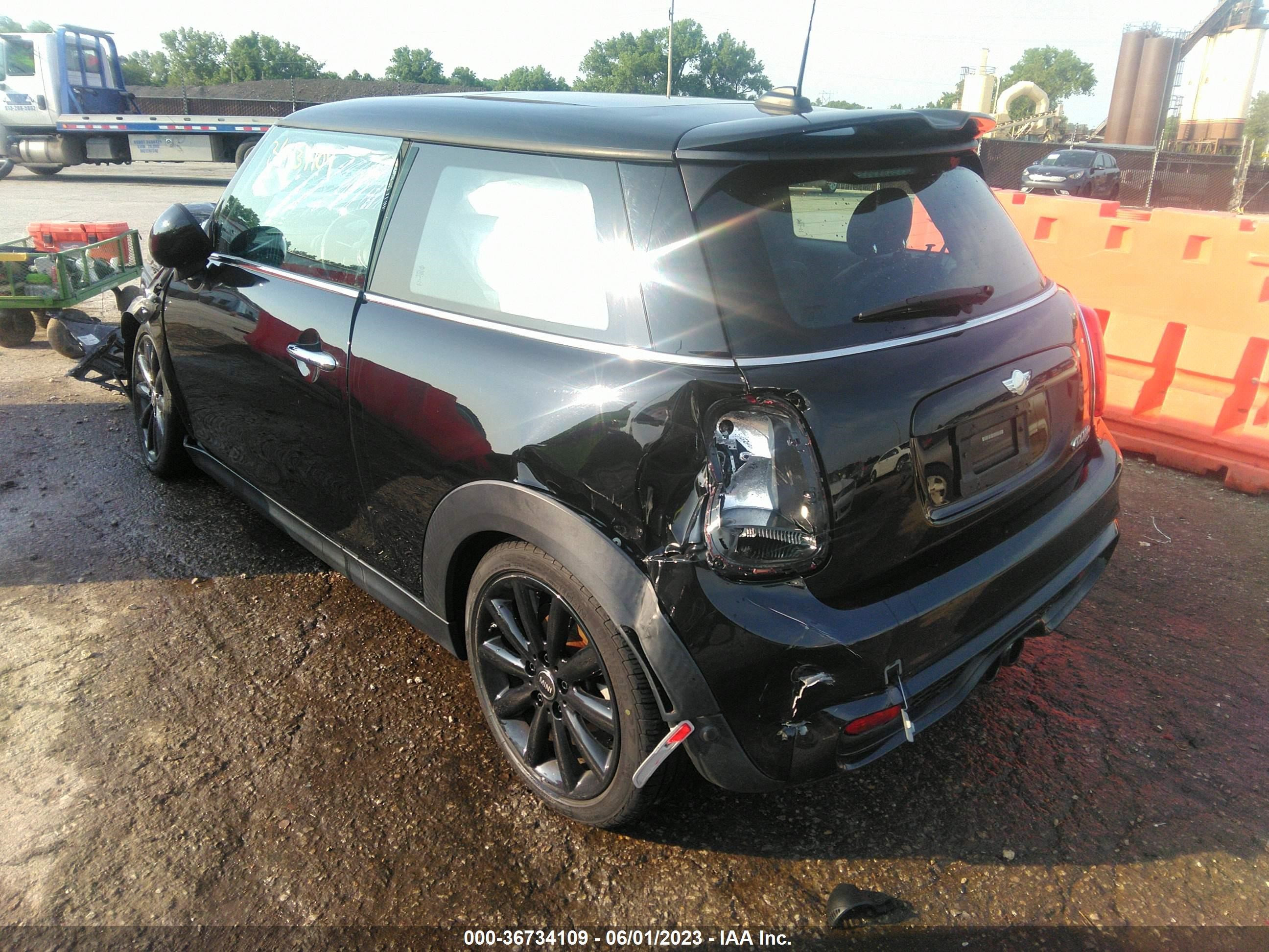 Photo 2 VIN: WMWXM7C50ET926484 - MINI HARD TOP 