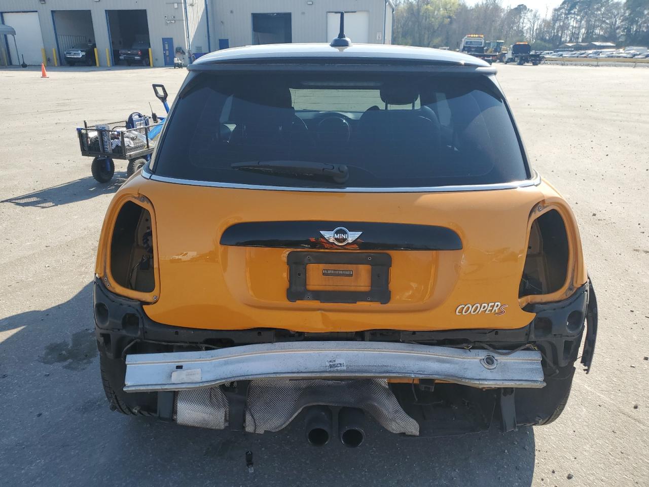 Photo 5 VIN: WMWXM7C57ET731367 - MINI COOPER 