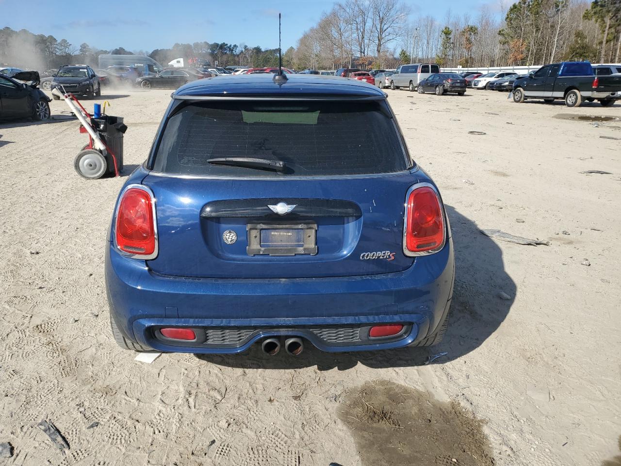 Photo 5 VIN: WMWXM7C57ET926126 - MINI HATCH 