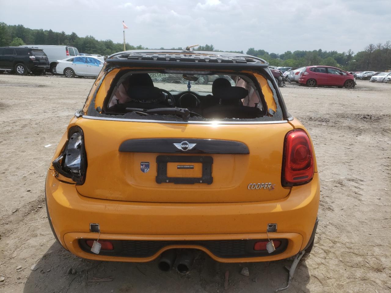 Photo 5 VIN: WMWXM7C57ET970353 - MINI COOPER 