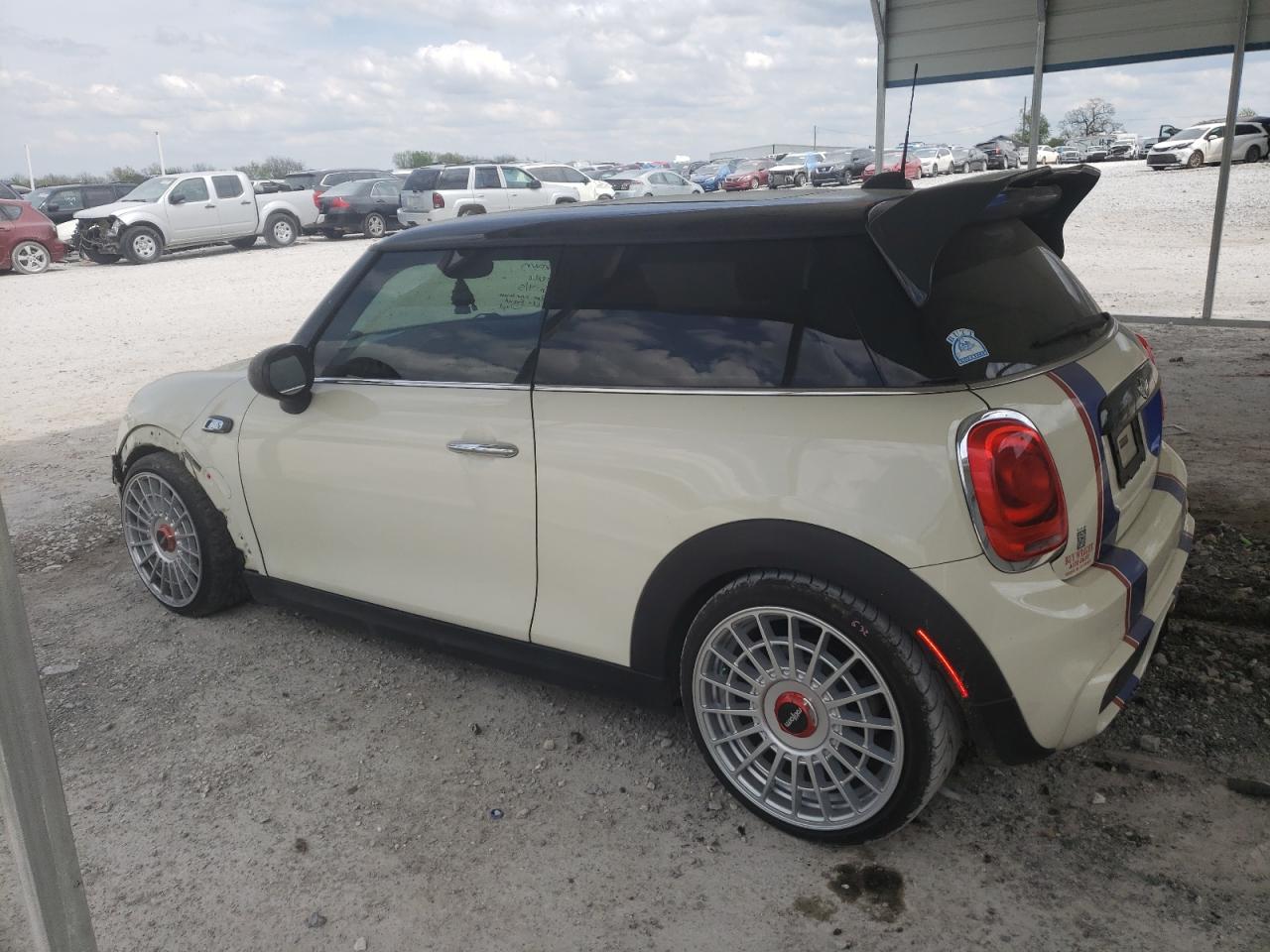 Photo 2 VIN: WMWXM7C59ET987719 - MINI COOPER 