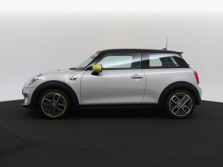 Photo 13 VIN: WMWXP310102P37381 - MINI COOPER 