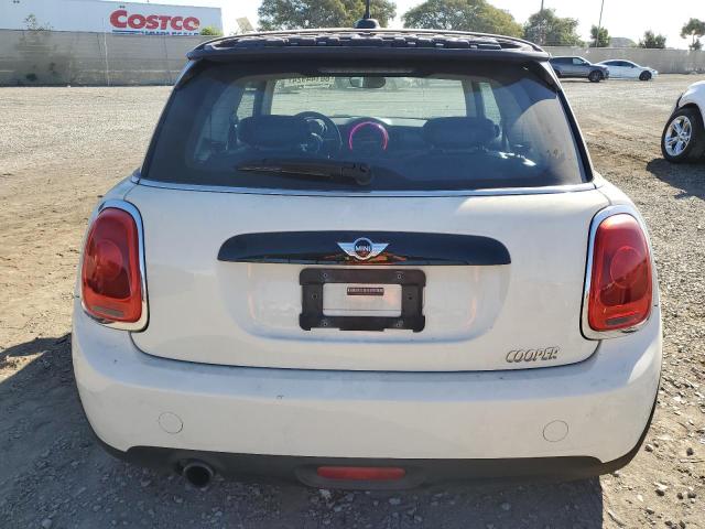 Photo 5 VIN: WMWXP5C31H2F61210 - MINI COOPER 