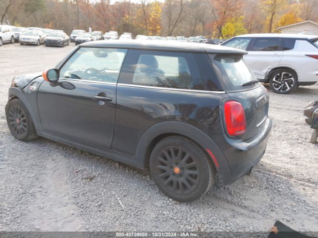 Photo 2 VIN: WMWXP5C32H2G61090 - MINI HARDTOP 