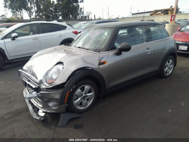 Photo 1 VIN: WMWXP5C37H3C64260 - MINI HARDTOP 2 DOOR 