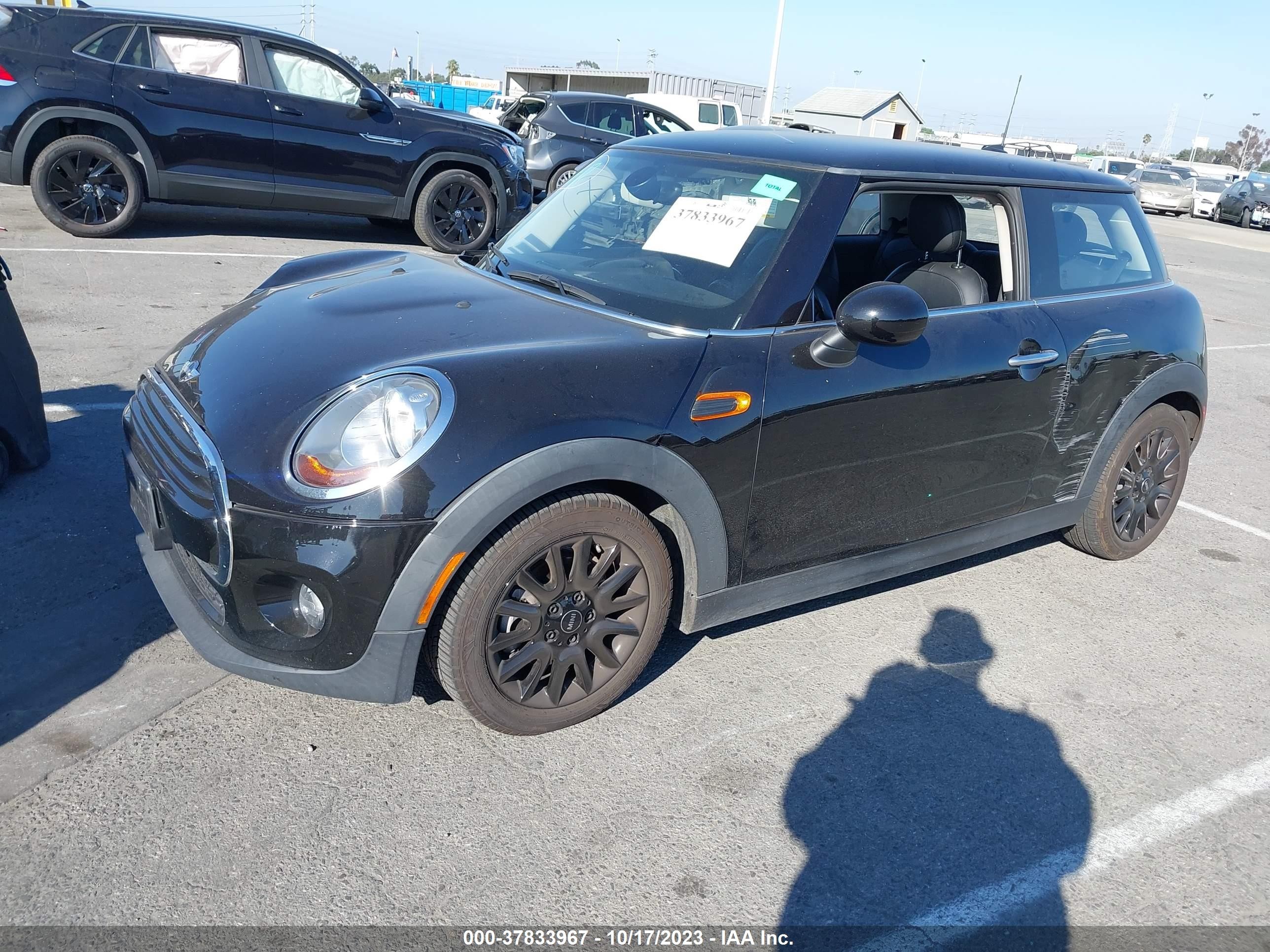 Photo 1 VIN: WMWXP5C38H2F61480 - MINI HARD TOP 