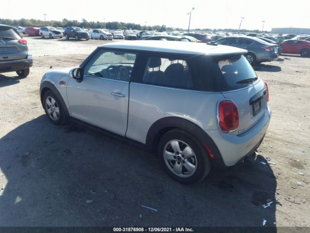 Photo 2 VIN: WMWXP5C38H2G60901 - MINI HARDTOP 2 DOOR 