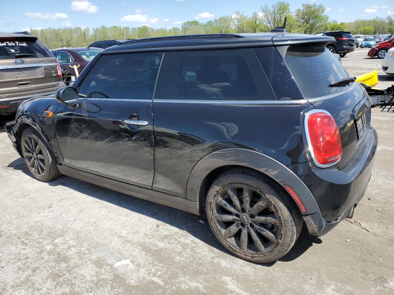 Photo 1 VIN: WMWXP5C3XH2G60396 - MINI COOPER 