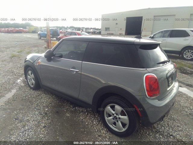 Photo 2 VIN: WMWXP5C50GT739325 - MINI COOPER HARDTOP 