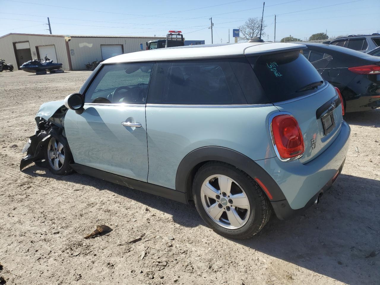 Photo 1 VIN: WMWXP5C50J2G63184 - MINI COOPER 