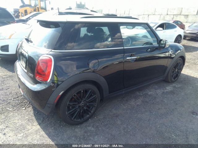 Photo 3 VIN: WMWXP5C51G2D13409 - MINI COOPER HARDTOP 