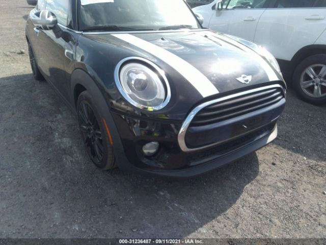 Photo 5 VIN: WMWXP5C51G2D13409 - MINI COOPER HARDTOP 