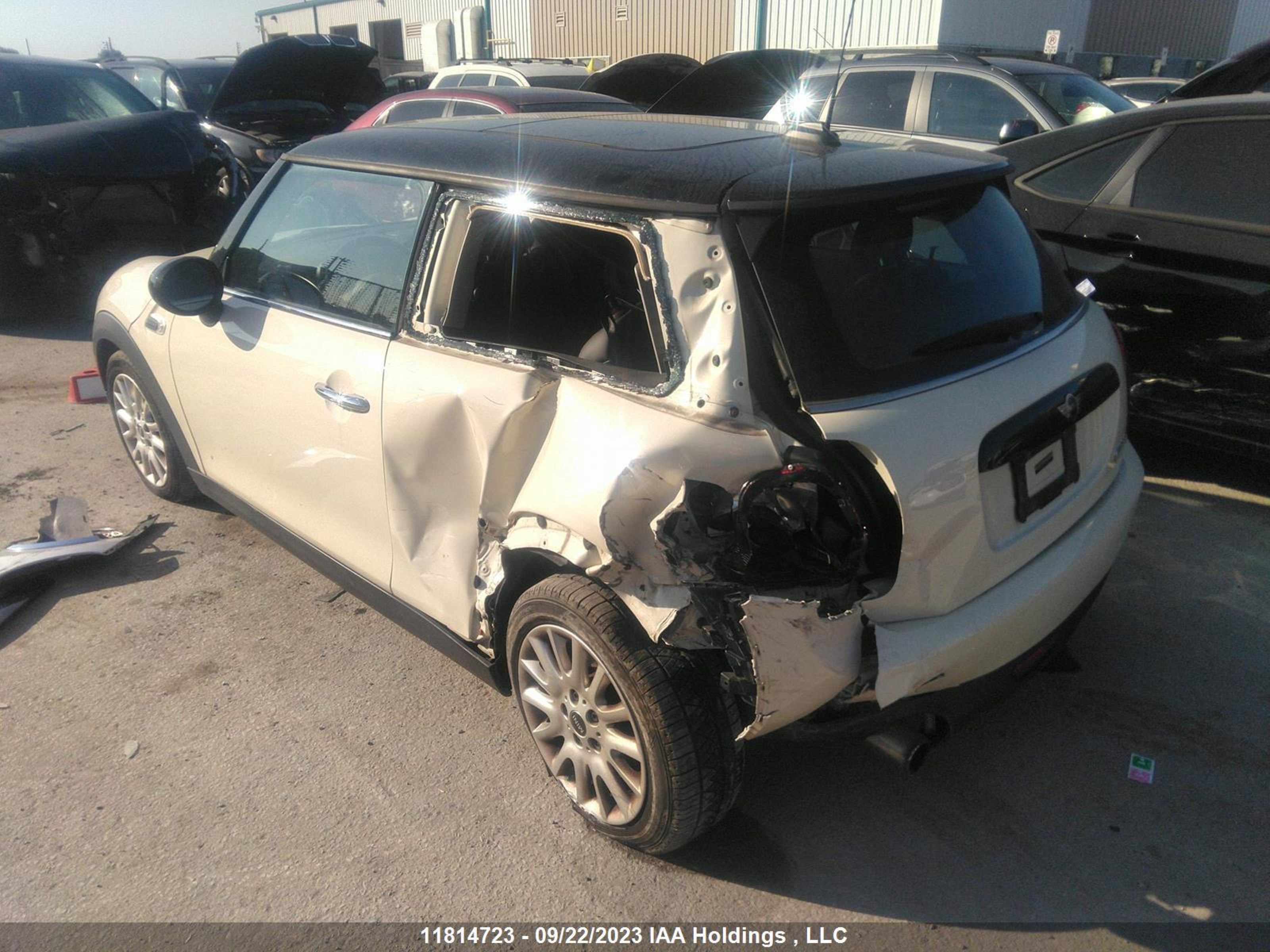 Photo 2 VIN: WMWXP5C51G2D14379 - MINI HARD TOP 