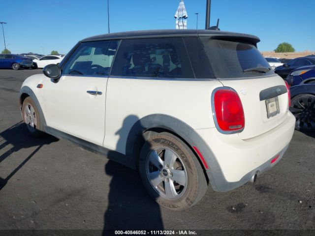 Photo 2 VIN: WMWXP5C51G2D15547 - MINI HARDTOP 