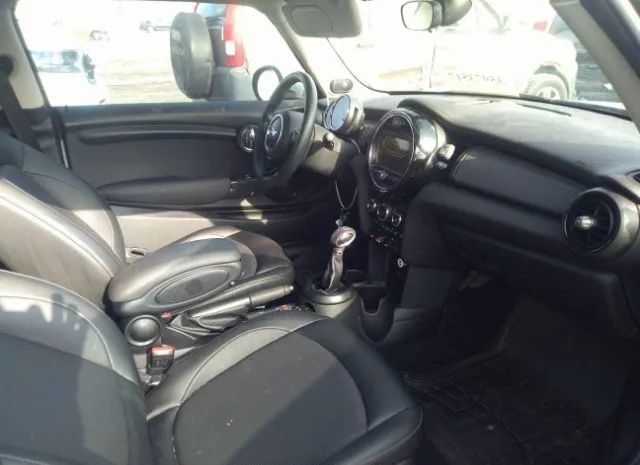 Photo 4 VIN: WMWXP5C51J2G62853 - MINI COOPER 