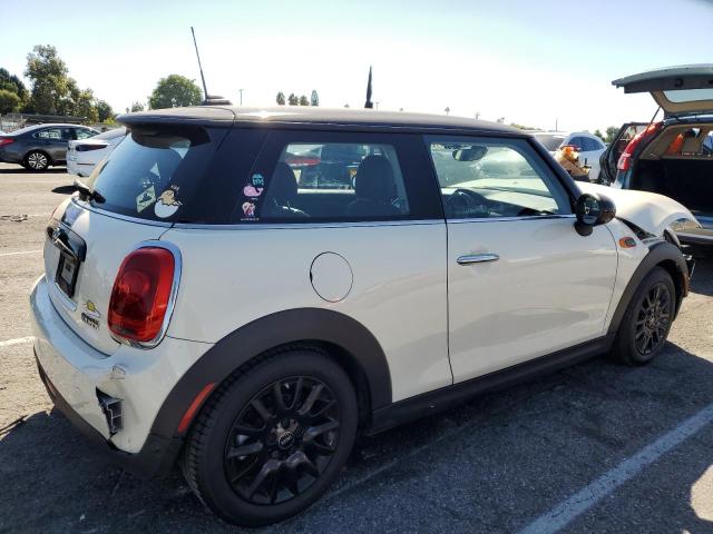 Photo 2 VIN: WMWXP5C51J2G63338 - MINI COOPER 