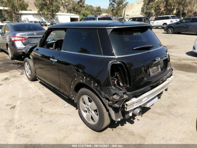 Photo 2 VIN: WMWXP5C52G2D14245 - MINI COOPER HARDTOP 