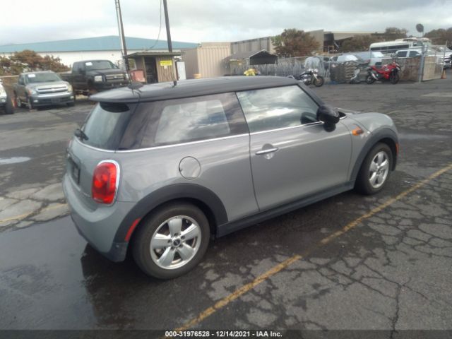 Photo 3 VIN: WMWXP5C53G3B14193 - MINI COOPER HARDTOP 