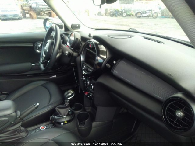 Photo 4 VIN: WMWXP5C53G3B14193 - MINI COOPER HARDTOP 