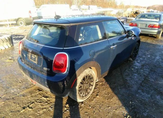 Photo 3 VIN: WMWXP5C54GT739635 - MINI COOPER HARDTOP 